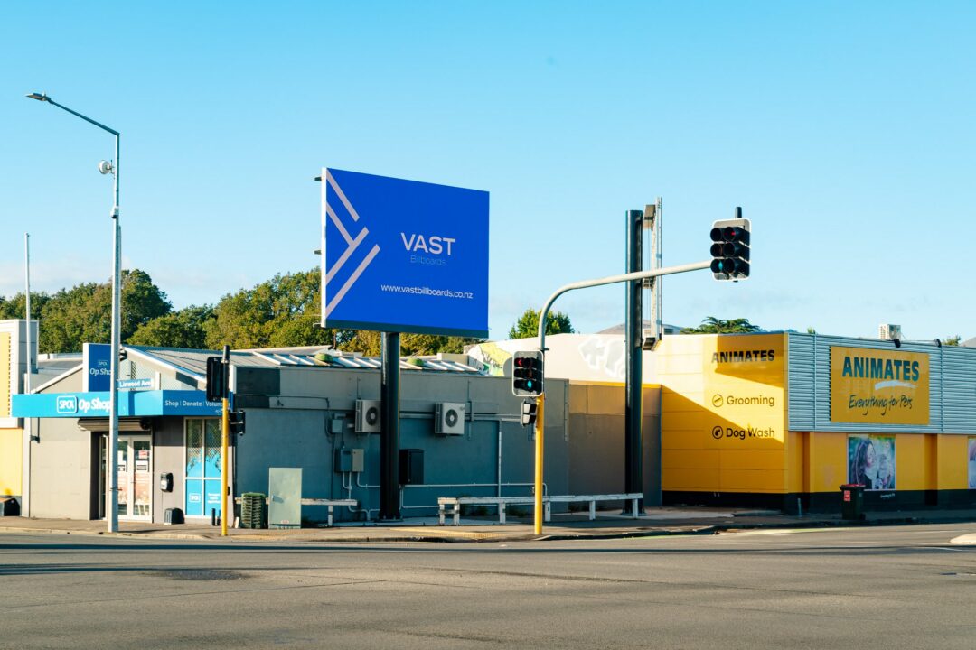 vast_billboard _248_linwood_ave_14.03.23_small_25-min