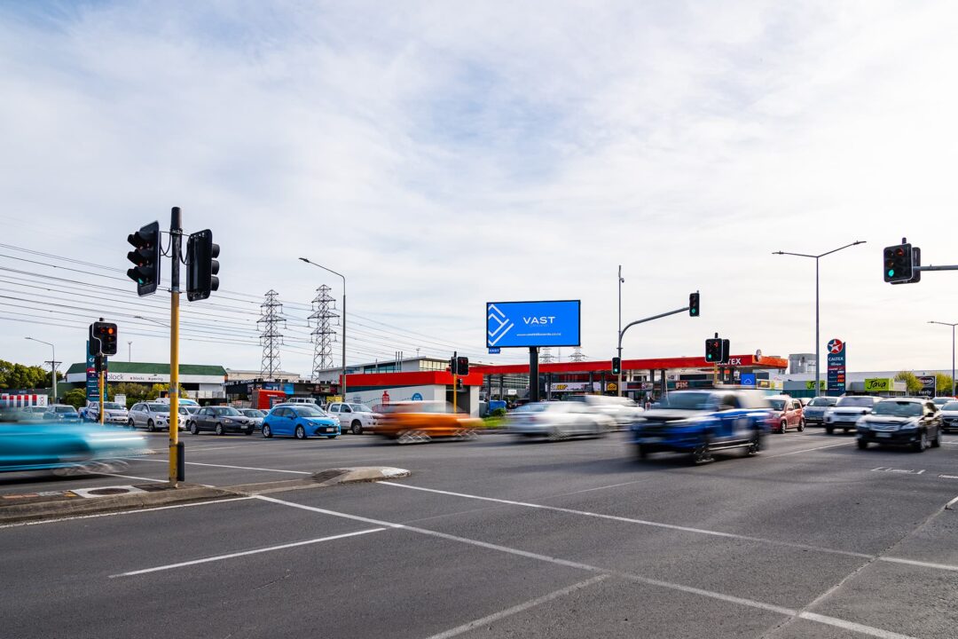 vast_billboards_149_blenheim_road_19.10.22_large_35