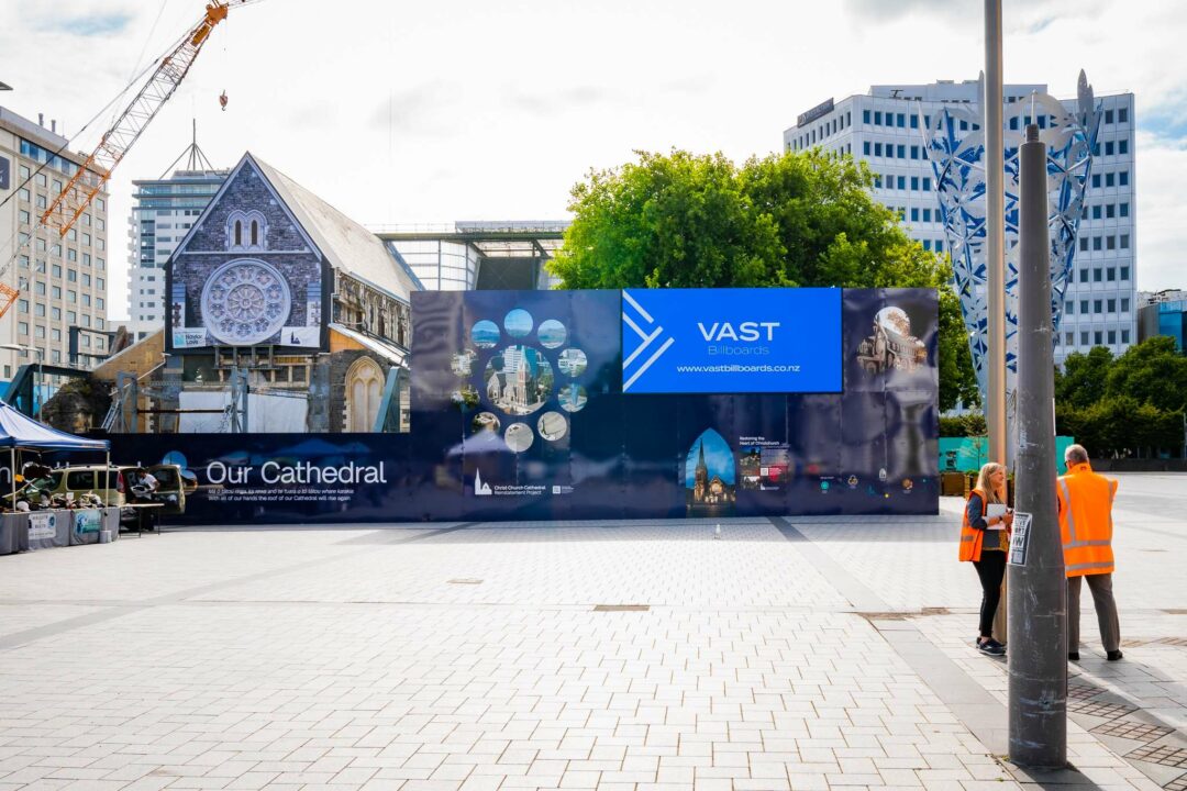 vast_billboards_christchurch_cathedral_18_01.23_small_30