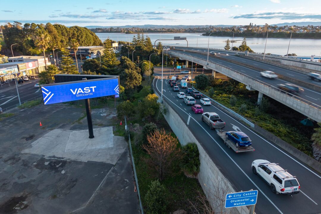 IB TO TGA (1)_vast_billboards_dooh_solutions_tauranga