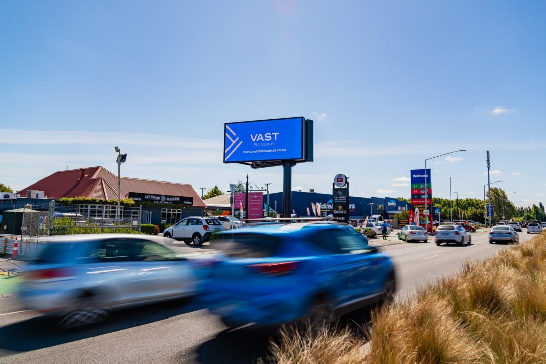 vast_billboards_advertising_305_cranford_street_st_albans_16.01.25_small_19