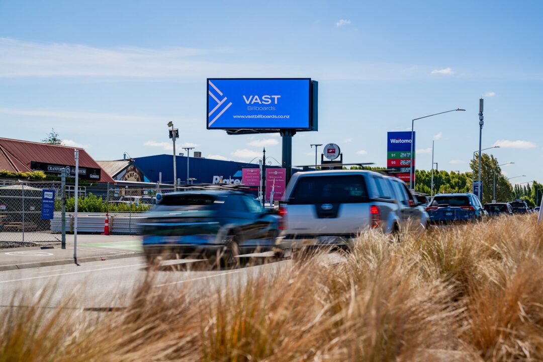 vast_billboards_advertising_305_cranford_street_st_albans_16.01.25_small_24