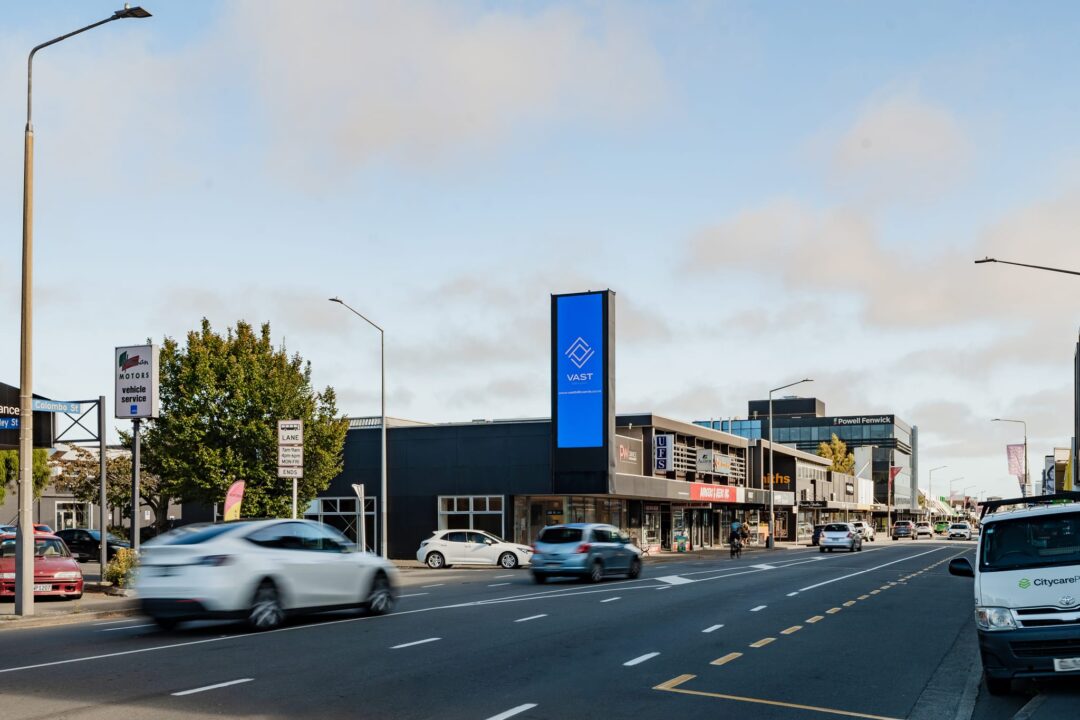 vast_billboards_advertising_363_colombo_street_sydenham_23.01.25_small_6_ps