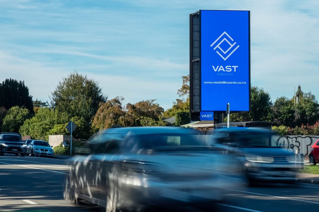 vast_billboards_outbound_VAS0030_SpringsRd_Photo-09_16x9