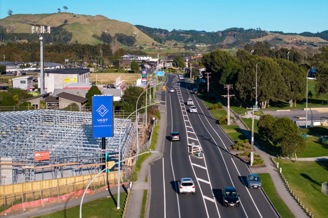 vast_billboards_dooh_solutions_papamoa_OB to Pap (1)