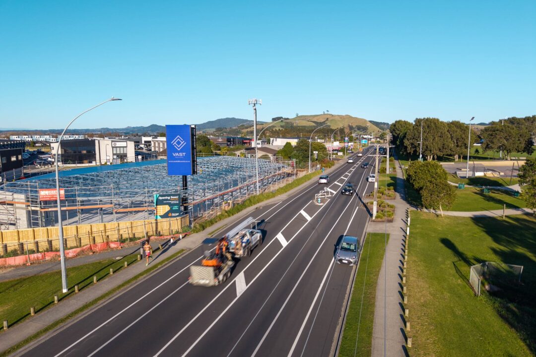 vast_billboards_dooh_solutions_papamoa_OB to Pap (3)