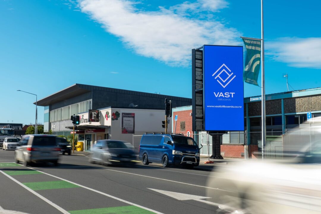 VAS0035_Colombo-11_vast_billboards_ib