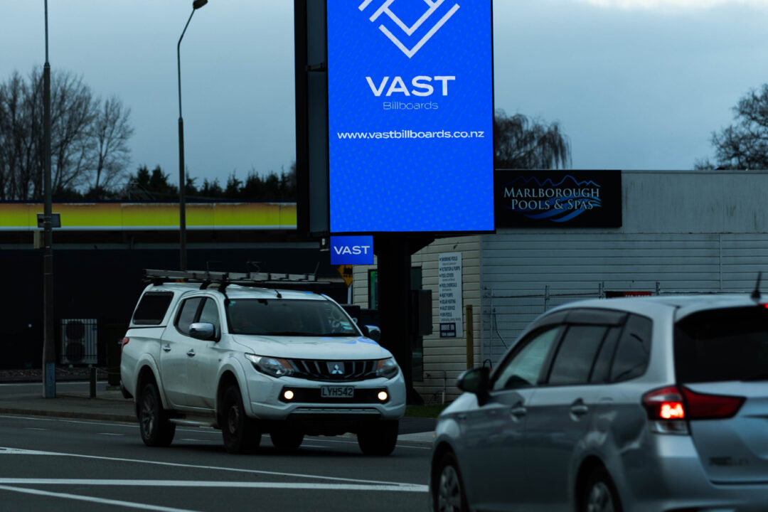 vast_billboards_Grove_Road_blenheim_digital_billboards_1