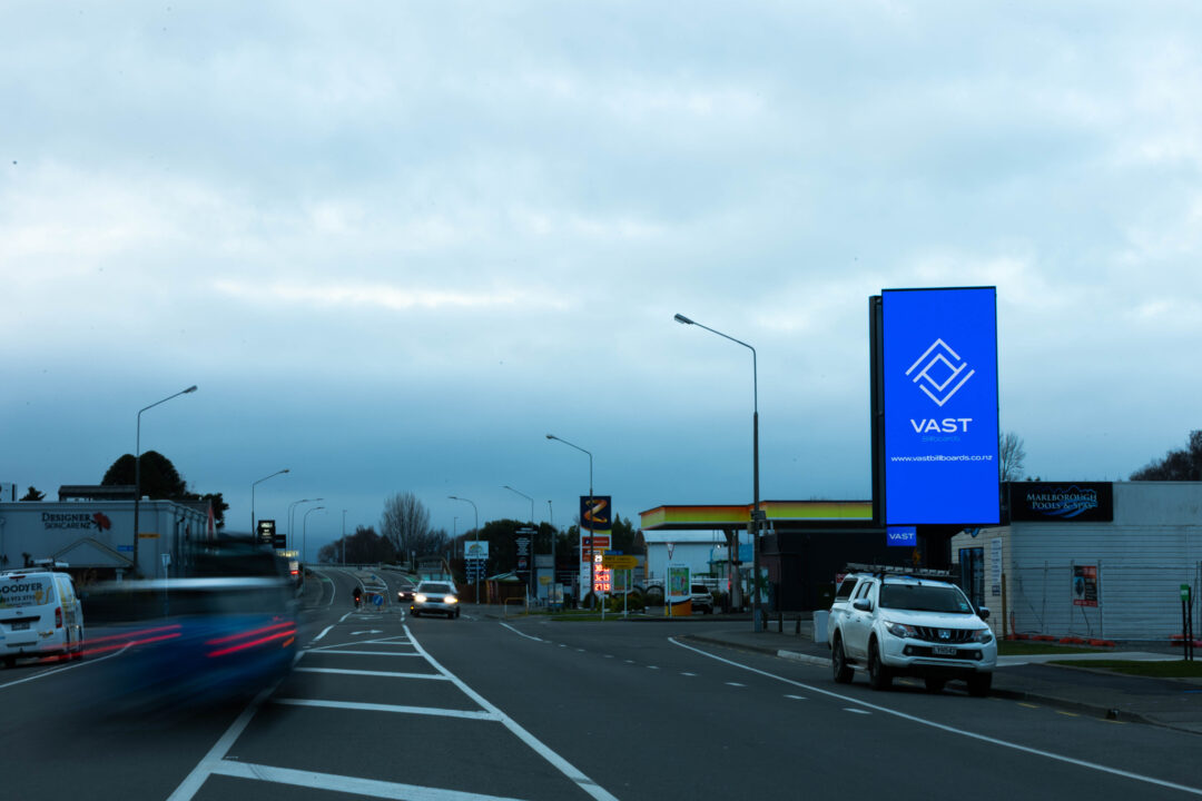 vast_billboards_Grove_Road_blenheim_digital_billboards_2