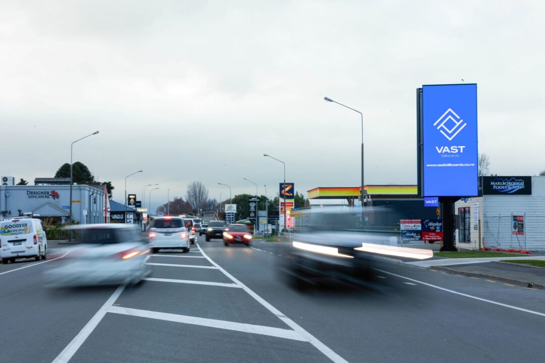 vast_billboards_grove_rd_blenheim_0