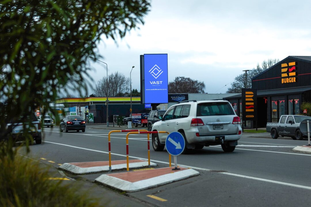 vast_billboards_grove_rd_blenheim_4