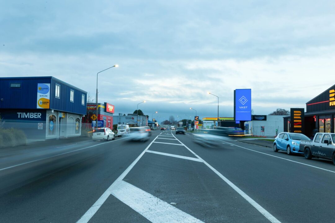 vast_billboards_grove_rd_blenheim_5
