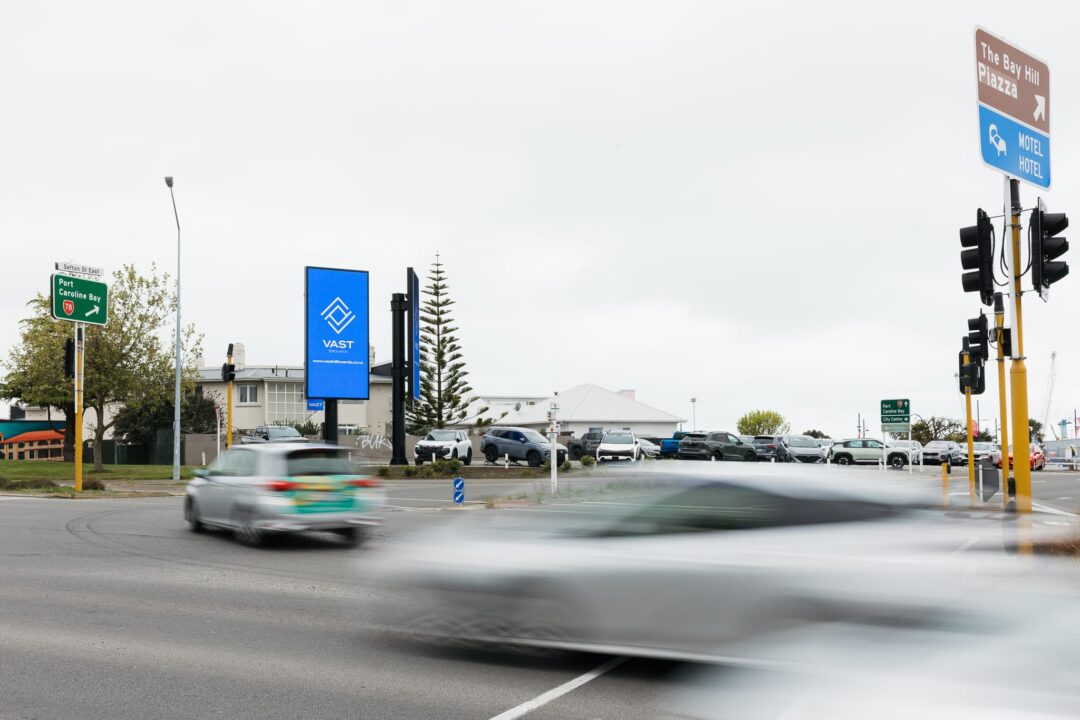 Caroline Bay 5_vast_billboards_digital_signage_dooh